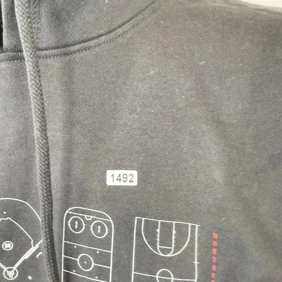 NEW Mitchell & Ness Essentials Sports Print Hoodie Swetashirt Pullover Black M - Picture 4 of 8